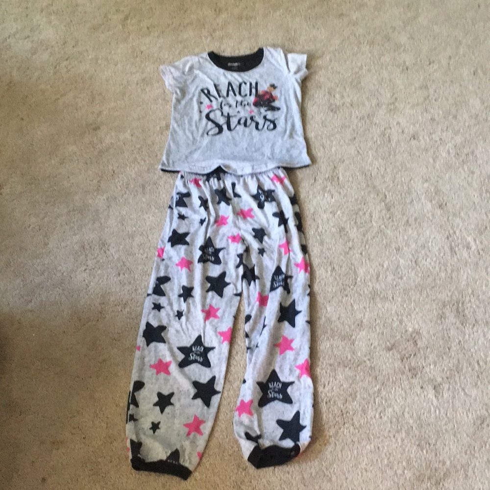 Jojo Siwa Nickelodeon Pajamas size L (girl)